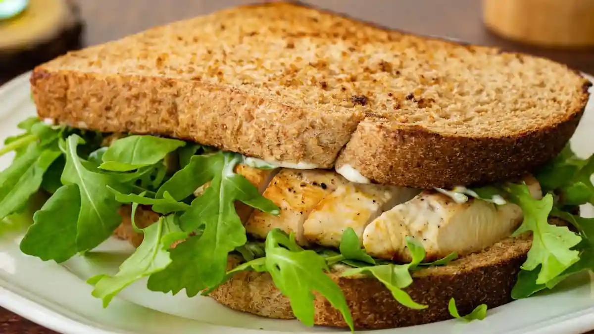 are grilled chicken sandwiches healthy